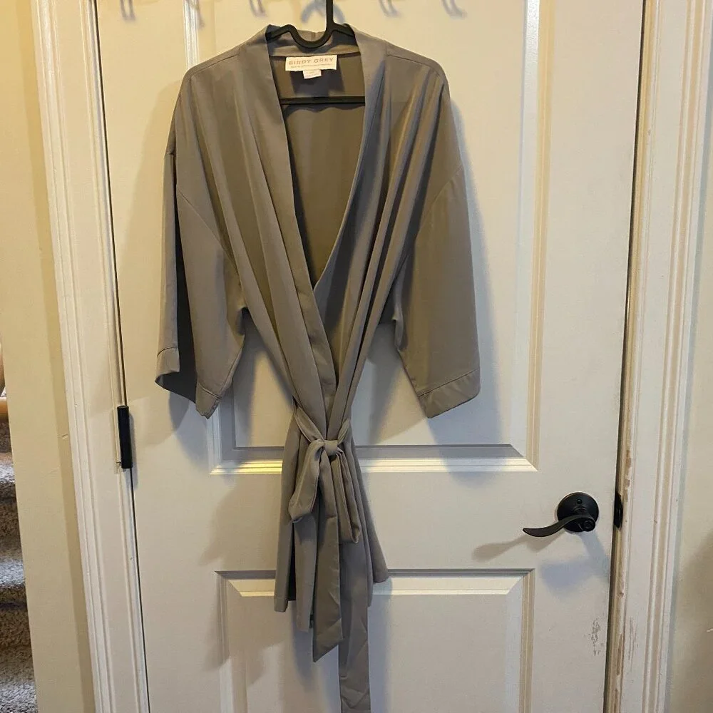 Birdy Grey Robe - Picture 5 of 8